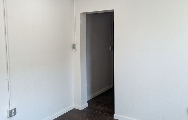 Studio, 1 bath, $1,150, Unit UNIT 1