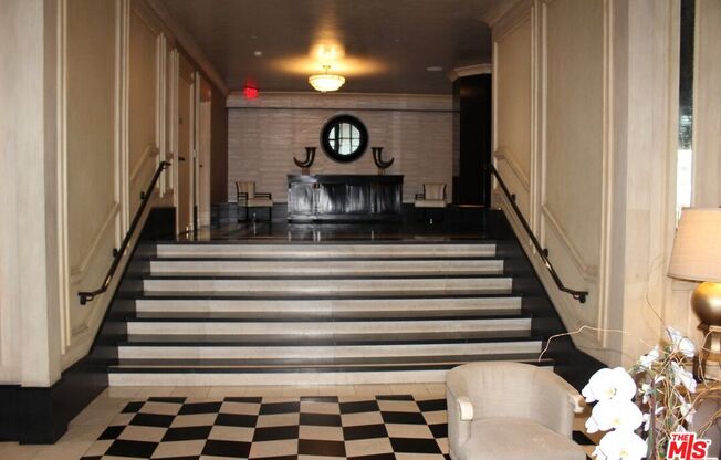 1 bed, 1 bath, 920 sqft, $3,300, Unit 303