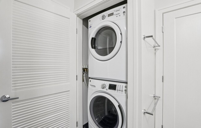 1 bed, 1 bath, 774 sqft, $3,350, Unit 318