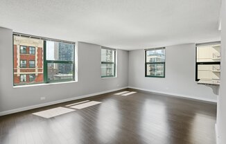 71 W HURON