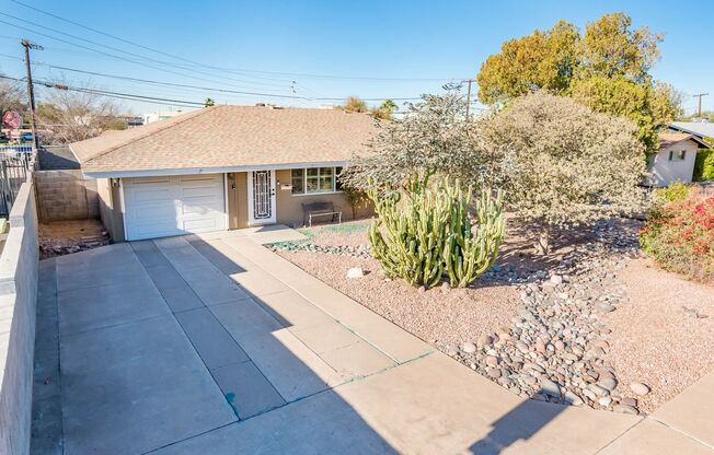 Fully Furnished 3/2 SFH in Central Phoenix