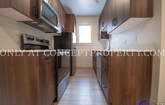 1 bed, 1 bath, 465 sqft, $1,149, Unit 13