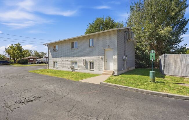 Pages Lane Apartments and Townhomes