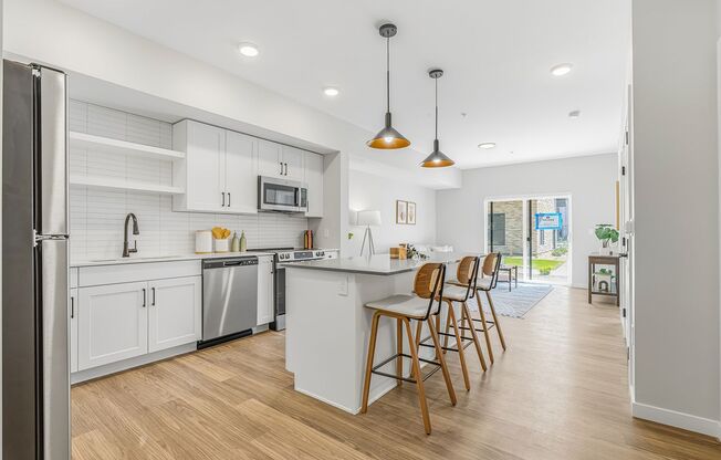 1 bed, 1 bath, 722 sqft, $1,475, Unit 1-208