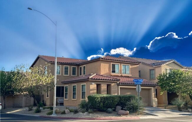 Beautiful 2-Story Home with Casita-Style Space