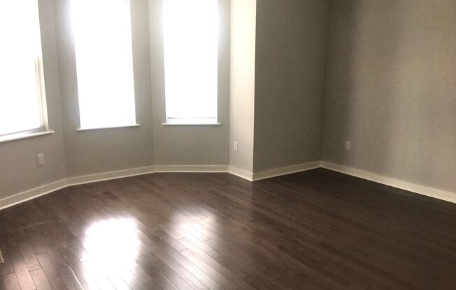 1 bed, 1 bath, 880 sqft, $1,275, Unit #1