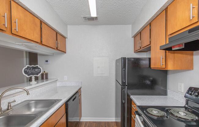 1 bed, 1 bath, 607 sqft, $879