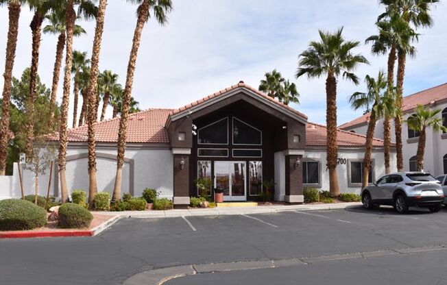 2 beds, 2 baths, $1,695