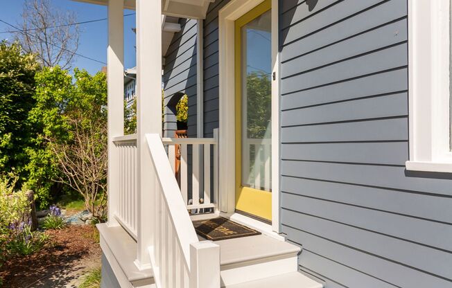 Remodeled Sunset Hill Home in Prime Ballard Location!