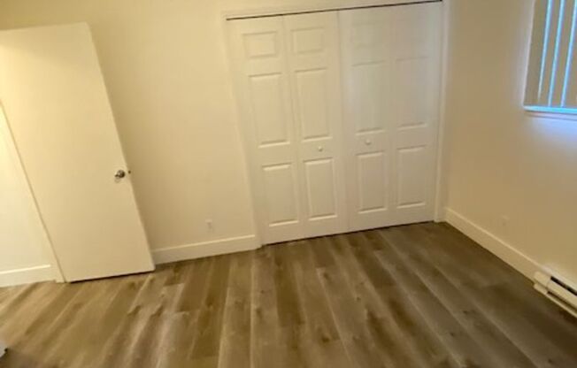 #122 COLONIAL MANOR APARTMENTS