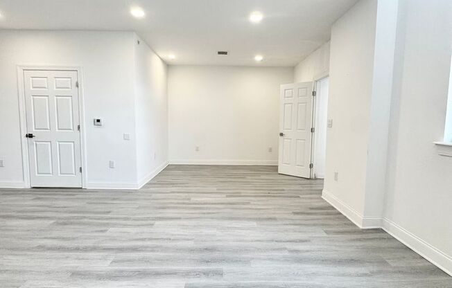 1 bed, 1 bath, 620 sqft, $1,250, Unit 218