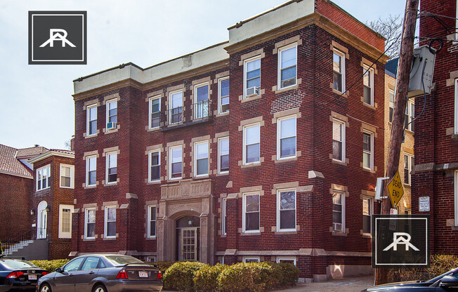 35 WALBRIDGE ST