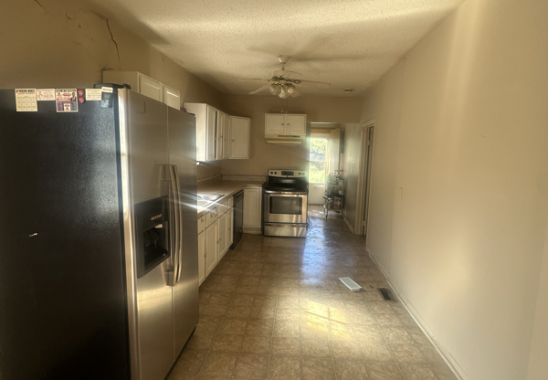 1921 S WASHINGTON AVE