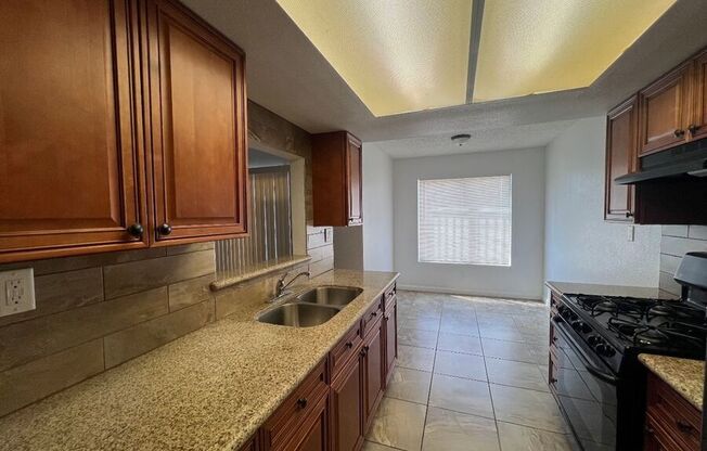 4561 CARRIAGE PARK DR