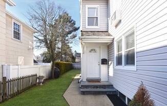 30 N MARYLAND AVE