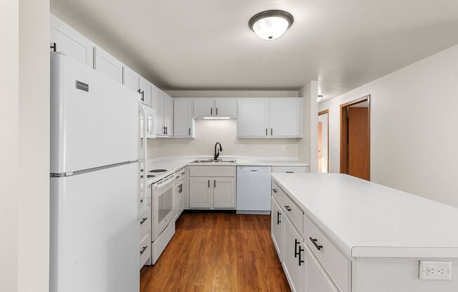 1 bed, 1 bath, 950 sqft, $1,129.99, Unit 1140-04