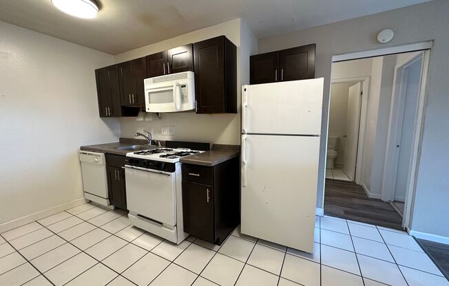1 bed, 1 bath, $1,195, Unit 302