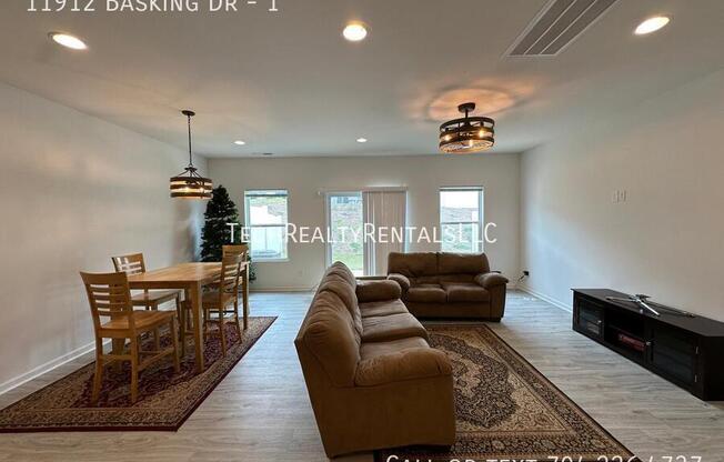 11912 BASKING DR