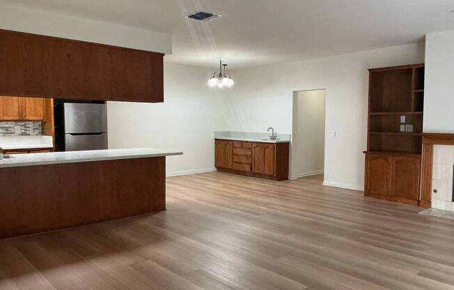 2 beds, 2 baths, 1,300 sqft, $2,850, Unit 235