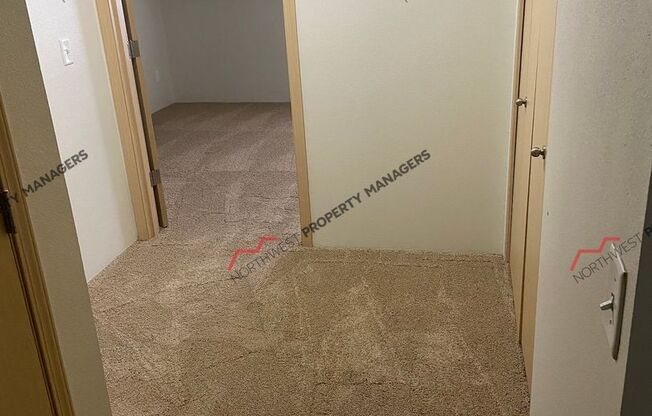 1 bed, 1 bath, 747 sqft, $1,350, Unit C-211
