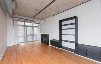 933 W Van Buren St, Chicago IL 902