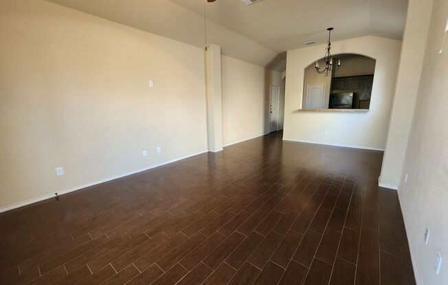3/2/2 at Creekside Crossing / Covered Front Porch / Fridge / Fenced in Yard / CISD
