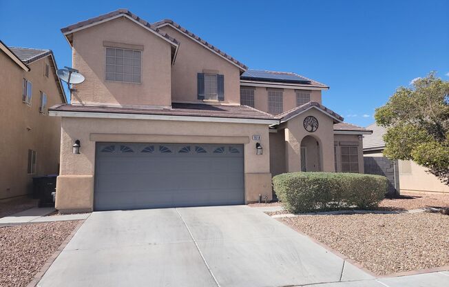 Fabulous 4-bed/2.5-bath home w/ Solar Panels