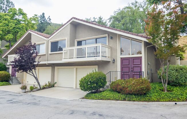 Beautiful two-bedroom, two-bath home in Oak Park