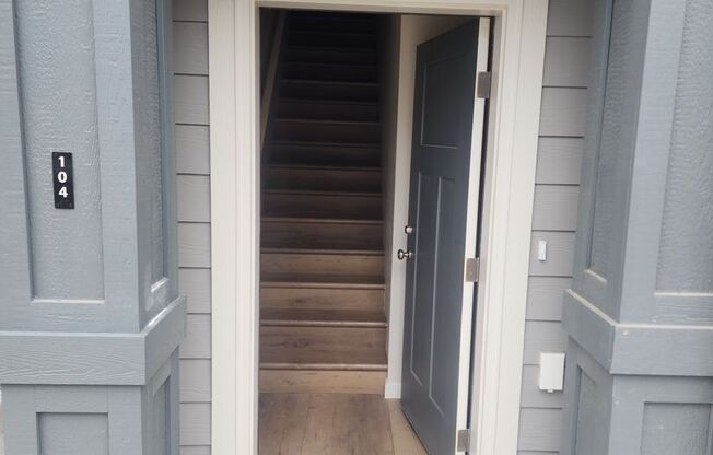 Chets Place Built in 2024 - 2 Bedroom 2 Bathroom w/ private baths for each bedroom