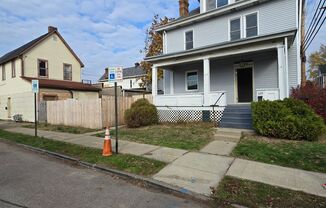 4 BEDROOM SINGLE FAMILY HOME