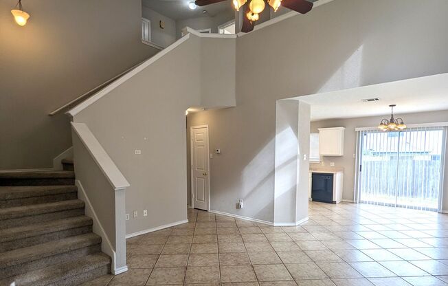 Great Round Rock Location - 3 Bed / 2.5 Bath Near 45 Toll