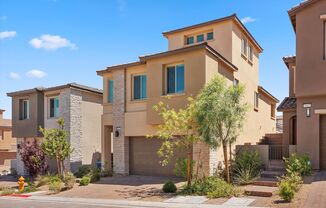 Summerlin View Home/Wow Balcony and office with Strip Views