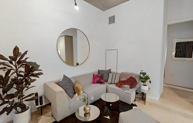 3 beds, 2 baths, 1,216 sqft, $10,000, Unit 9T