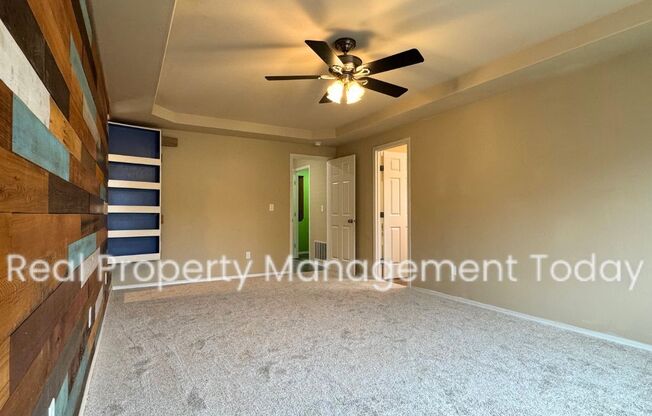 3 beds, 2.5 baths, $2,650