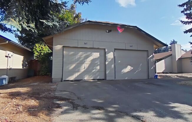 2 Bedroom Duplex ~ Albany