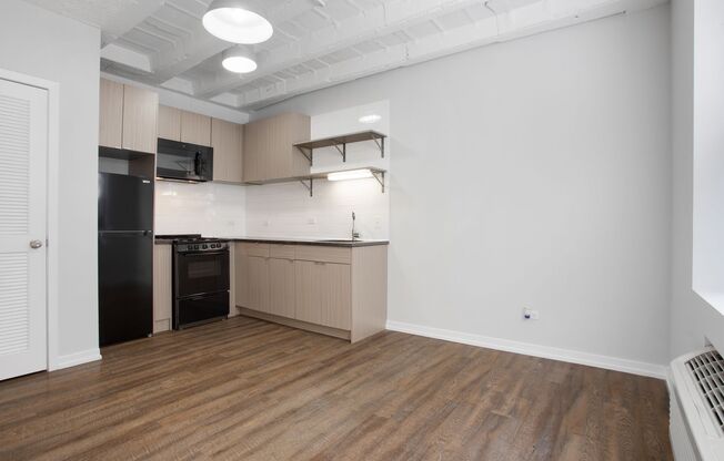 1 bed, 1 bath, $1,795, Unit 308