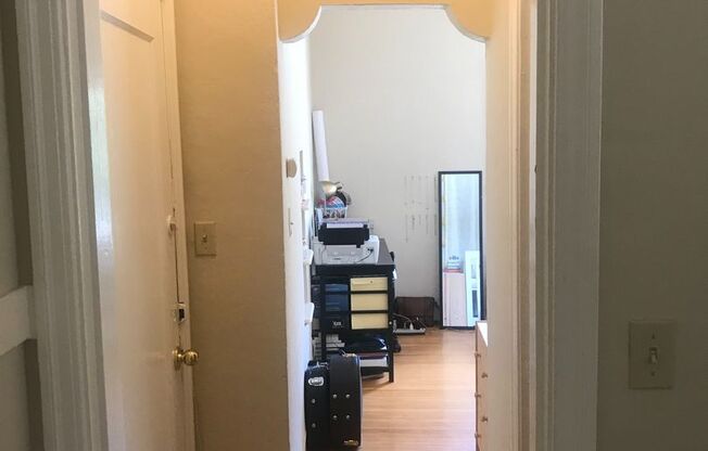 Studio, 1 bath, $2,095, Unit 329