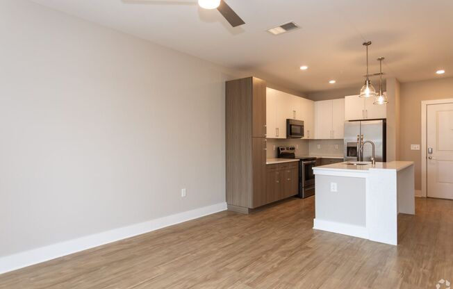 1 bed, 1 bath, 773 sqft, $1,259, Unit 1-305