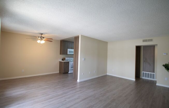 1 bed, 1 bath, 710 sqft, $2,350, Unit B-11
