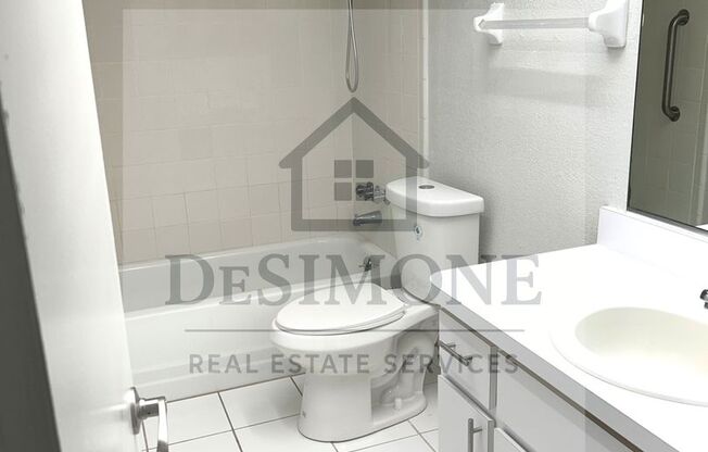 2 beds, 2 baths, 1,012 sqft, $1,399, Unit R-43