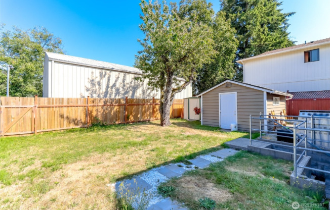 14630 11 AVE SW