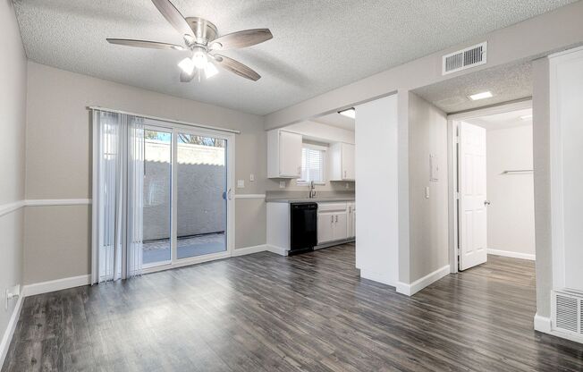 3 beds, 1.5 baths, $2,995, Unit 12