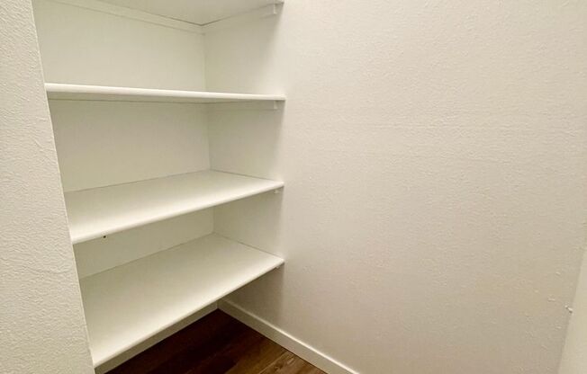 1 bed, 1 bath, 636 sqft, $1,695, Unit 227