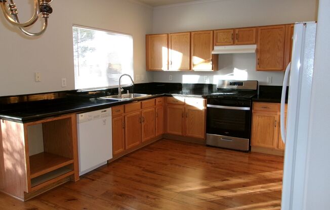 Spacious 2-Bedroom, 2-Bath Rental with 2-Car Garage in Sparks!