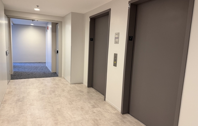 1 bed, 1 bath, 800 sqft, $3,600, Unit 402