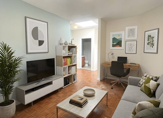 1 bed, 1 bath, 500 sqft, $2,550, Unit 8(4B)