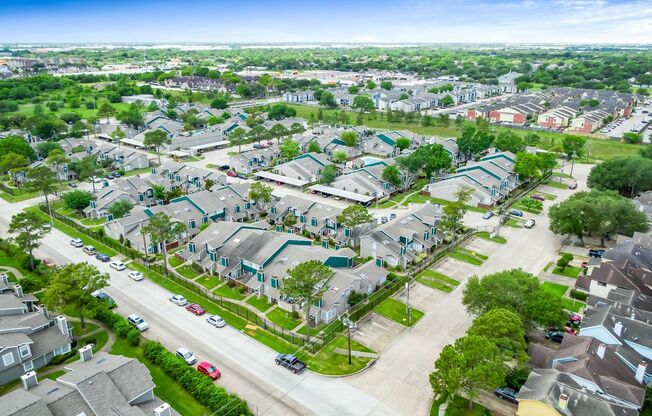 1 bed, 1 bath, 745 sqft, $890
