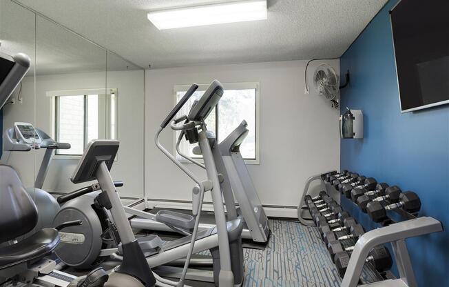 Oakwood Apartments in Plymouth, MN Fitness Center