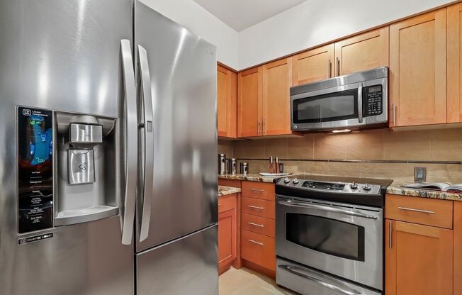 Enjoy comfort and luxury Seattle 1 bed/1 bath !
