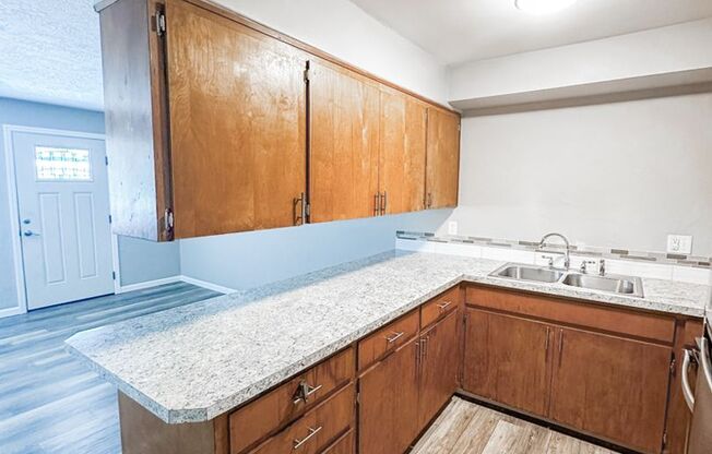 2 beds, 1 bath, 780 sqft, $1,200, Unit SC849